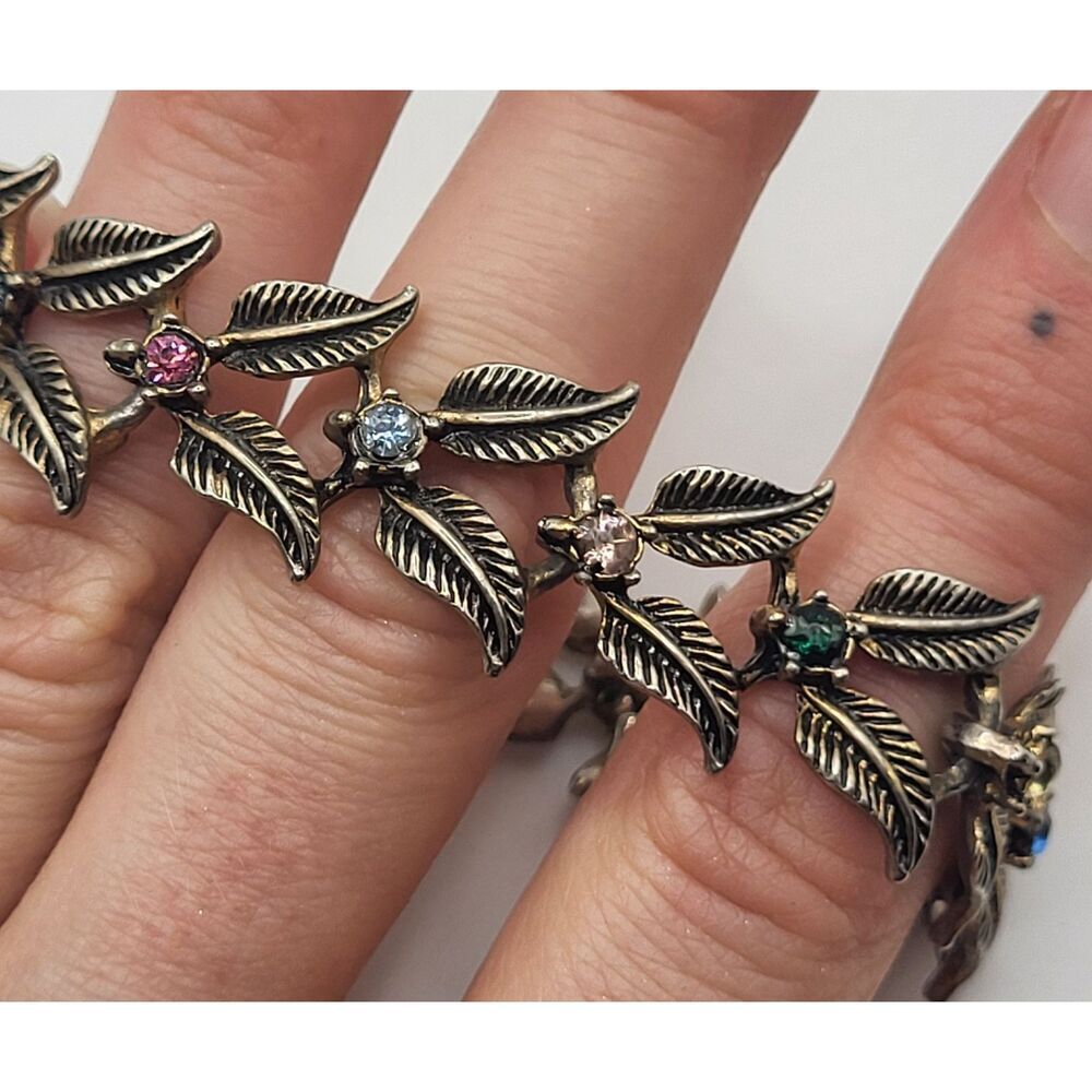 Vintage Gemstone Leaf Design Bracelet 7.25in